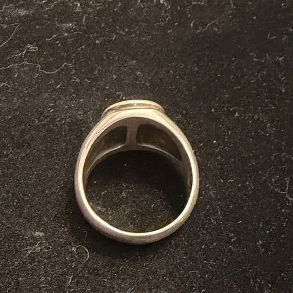 Retired James Avery Sterling Silver Cross Signet Ring - Picture 2 of 3